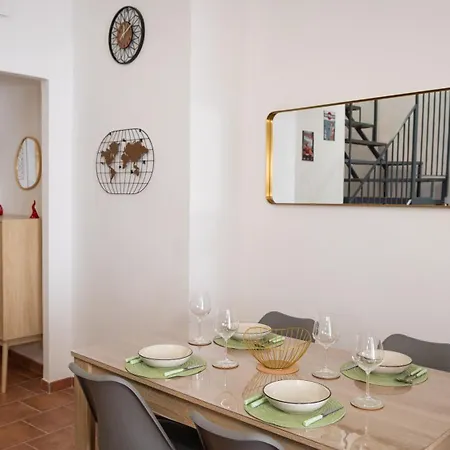 Alloggio in famiglia La Torre Sul Porto - Panoramic Penthouse *